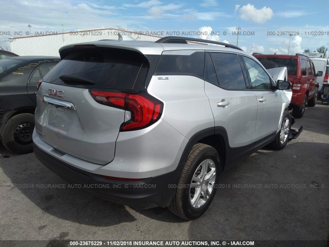 3GKALMEV1JL208372 - 2018 GMC TERRAIN SLE SILVER photo 4