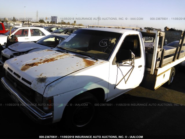 1N6HD12H2LC398568 - 1990 NISSAN D21 LONG BED WHITE photo 2