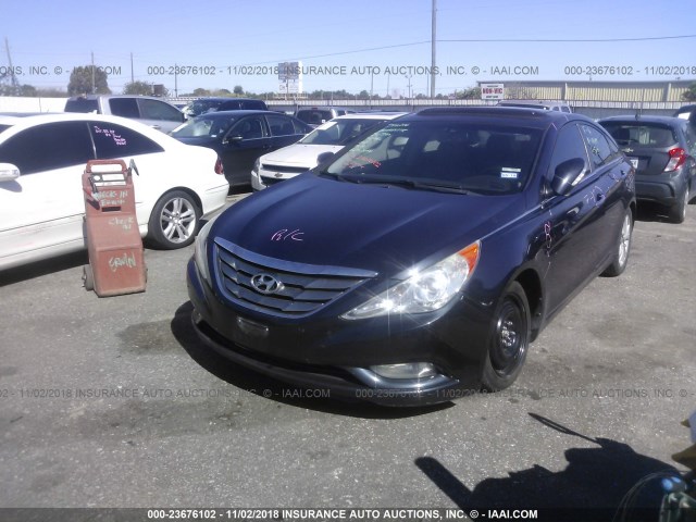 5NPEC4AC2BH193433 - 2011 HYUNDAI SONATA SE/LIMITED BLACK photo 2