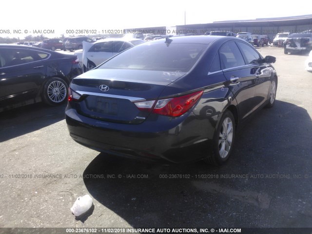 5NPEC4AC2BH193433 - 2011 HYUNDAI SONATA SE/LIMITED BLACK photo 4