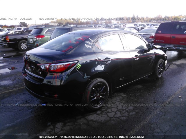 3MYDLBZV7GY136548 - 2016 TOYOTA SCION IA BLACK photo 4