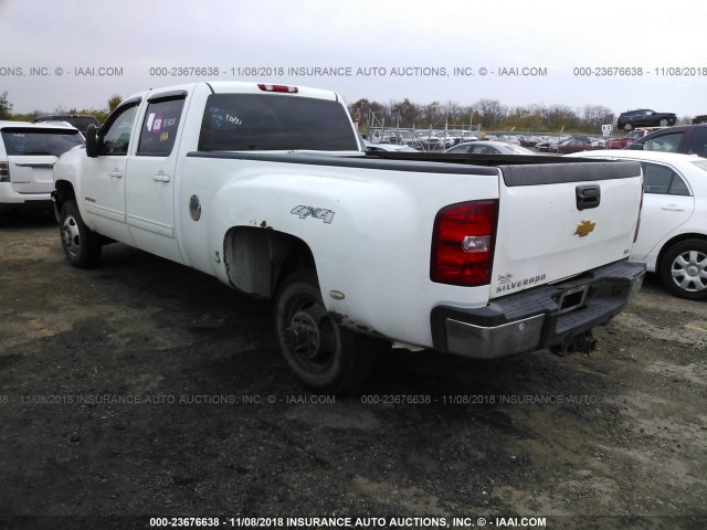 1GC4K1C85CF128979 - 2012 CHEVROLET SILVERADO K3500 LTZ WHITE photo 3