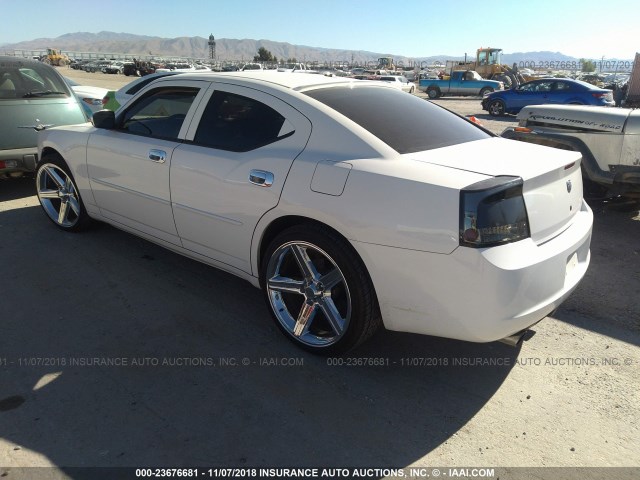 2B3KA43G76H477844 - 2006 DODGE CHARGER SE/SXT WHITE photo 3