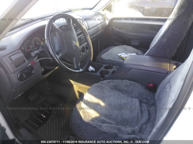1FMZU73E44ZB21171 - 2004 FORD EXPLORER XLT/XLT SPORT/NBX 白色 照片 5