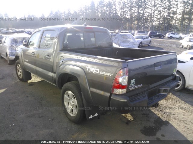 3TMLU4EN5FM171717 - 2015 TOYOTA TACOMA DOUBLE CAB/TRD PRO GRAY photo 3