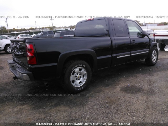 1GCEC19Z06Z220103 - 2006 CHEVROLET SILVERADO C1500 BLACK photo 4