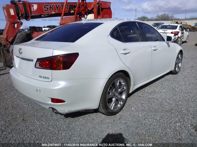 JTHBK262595101265 - 2009 LEXUS IS 250 WHITE photo 4