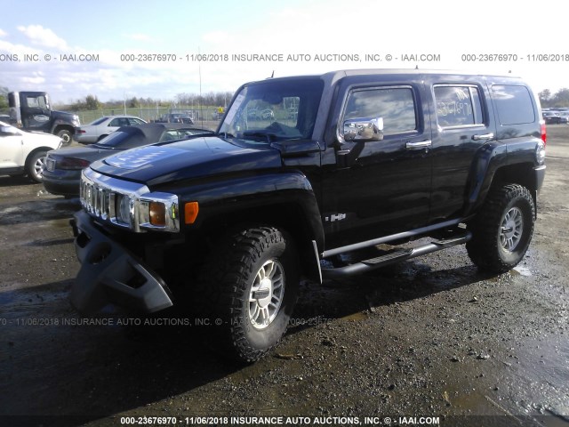 5GTDN136368152849 - 2006 HUMMER H3 BLACK photo 2