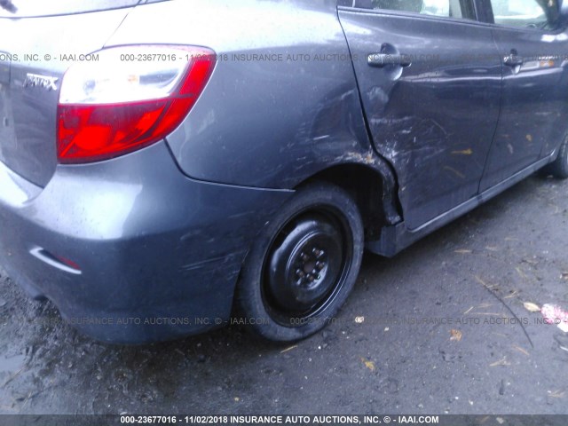 2T1KU40E79C181777 - 2009 TOYOTA COROLLA MATRIX  GRAY photo 6