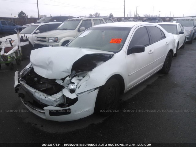 3FAHP06Z17R261898 - 2007 FORD FUSION S WHITE photo 2