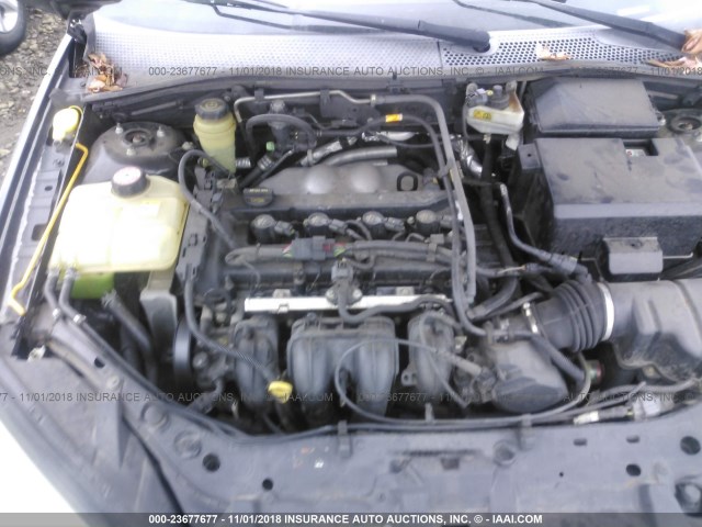 1FAFP34N25W164969 - 2005 FORD FOCUS ZX4 BLACK photo 10