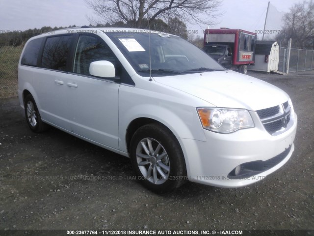 2C4RDGCG8JR266628 - 2018 DODGE GRAND CARAVAN SXT WHITE photo 1