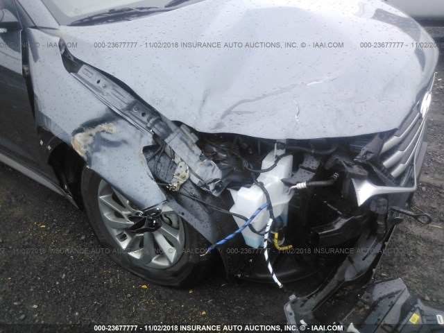 KM8J3CA48JU734552 - 2018 HYUNDAI TUCSON SE BLUE photo 6