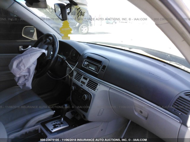 5NPEU46F06H046842 - 2006 HYUNDAI SONATA GLS/LX SILVER photo 5