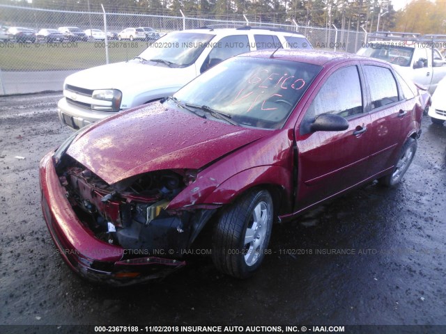 1FAFP38Z94W179688 - 2004 FORD FOCUS ZTS MAROON photo 2