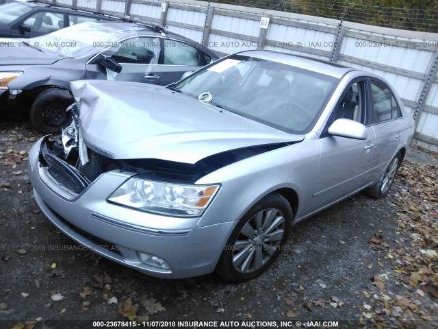 5NPEU46C69H485652 - 2009 HYUNDAI SONATA SE/LIMITED SILVER photo 2