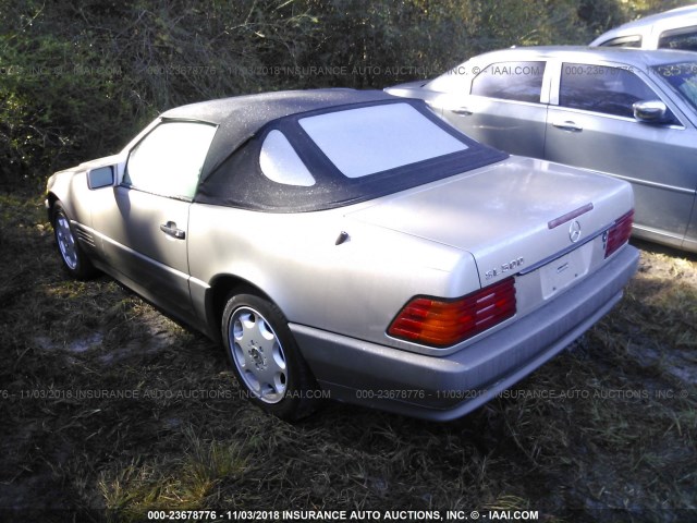 WDBFA67E6SF113624 - 1995 MERCEDES-BENZ SL 500 BEIGE photo 3