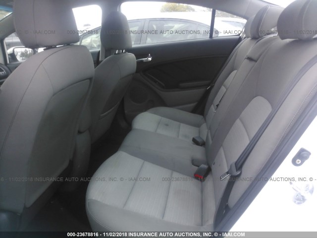 KNAFX4A85E5051521 - 2014 KIA FORTE EX WHITE photo 8