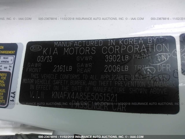 KNAFX4A85E5051521 - 2014 KIA FORTE EX WHITE photo 9