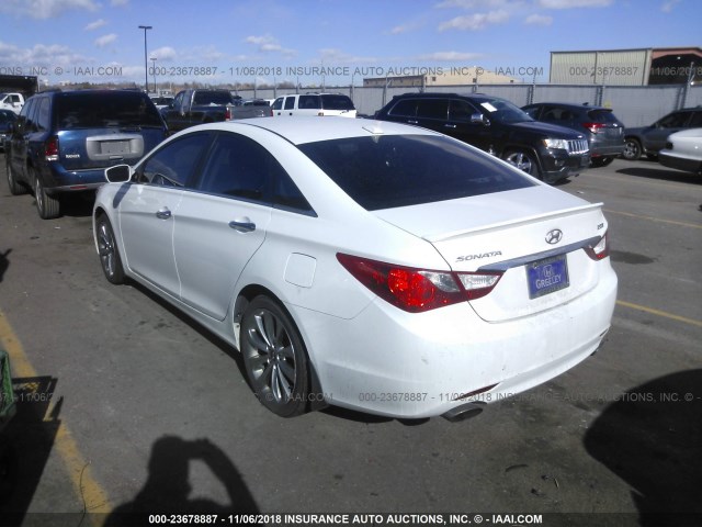 5NPEC4AB6DH534102 - 2013 HYUNDAI SONATA SE/LIMITED WHITE photo 3