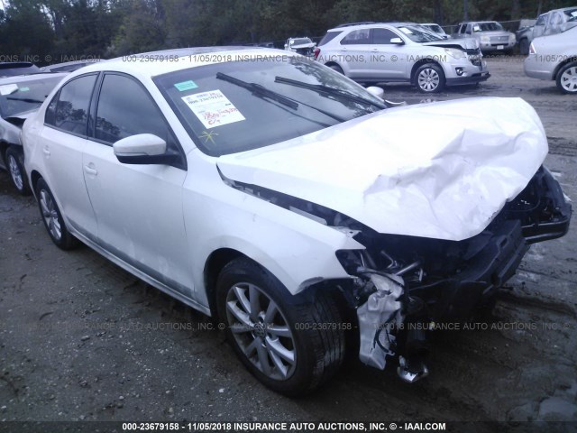 3VWDZ7AJ6BM046517 - 2011 VOLKSWAGEN JETTA SE WHITE photo 1