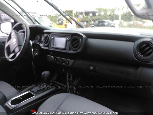 5TFRX5GN8HX079504 - 2017 TOYOTA TACOMA ACCESS CAB/SR/SR5 WHITE photo 5