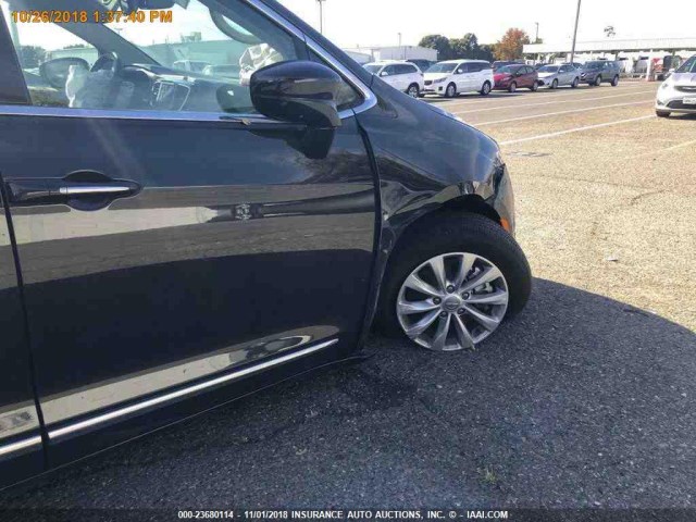 2C4RC1BG0JR210684 - 2018 CHRYSLER PACIFICA TOURING L Մոխրագույն լուսանկար 14