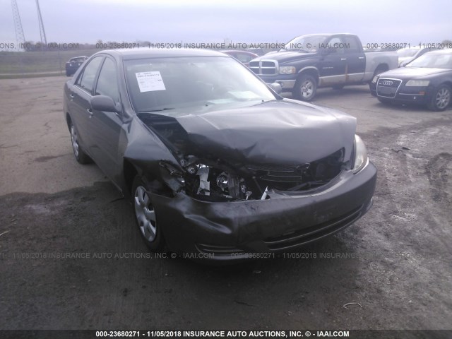 4T1BE32K64U911339 - 2004 TOYOTA CAMRY LE/XLE/SE GRAY photo 1