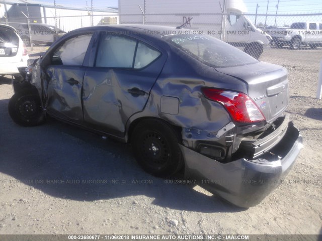 3N1CN7AP4JL800178 - 2018 NISSAN VERSA S/S PLUS/SV/SL GRAY photo 3