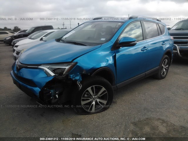 JTMWFREV9JJ728610 - 2018 TOYOTA RAV4 ADVENTURE/XLE BLUE photo 2