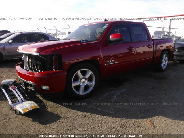 2GCEC13J181255117 - 2008 CHEVROLET SILVERADO C1500 RED photo 2