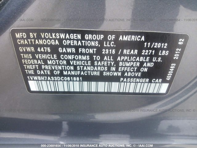 1VWBH7A33DC061881 - 2013 VOLKSWAGEN PASSAT SE GRAY photo 9