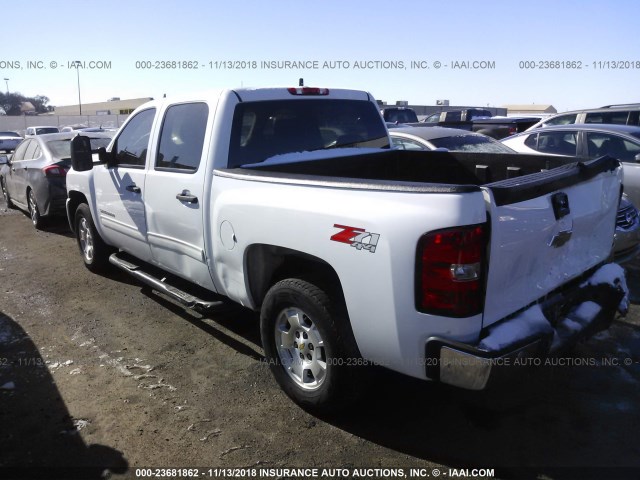 3GCPKSE39BG278191 - 2011 CHEVROLET SILVERADO K1500 LT WHITE photo 3