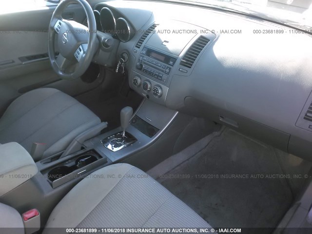 1N4BL11D75C346811 - 2005 NISSAN ALTIMA SE/SL/SE-R SILVER photo 5