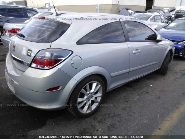 W08AT271785106961 - 2008 SATURN ASTRA XR SILVER photo 4