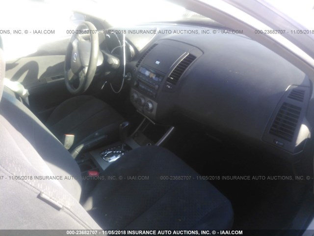 1N4AL11E85C306306 - 2005 NISSAN ALTIMA S/SL GRAY photo 5