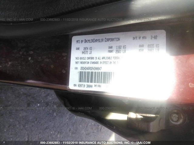 2B3HD46R92H200847 - 2002 DODGE INTREPID SE MAROON photo 9