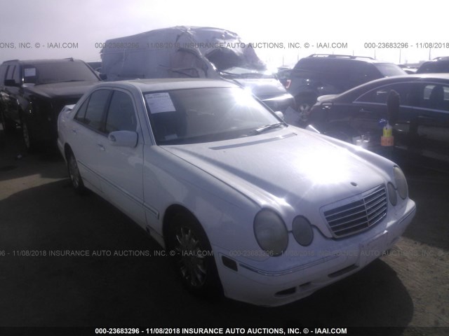 WDBJF65J51B206992 - 2001 MERCEDES-BENZ E 320 WHITE photo 1