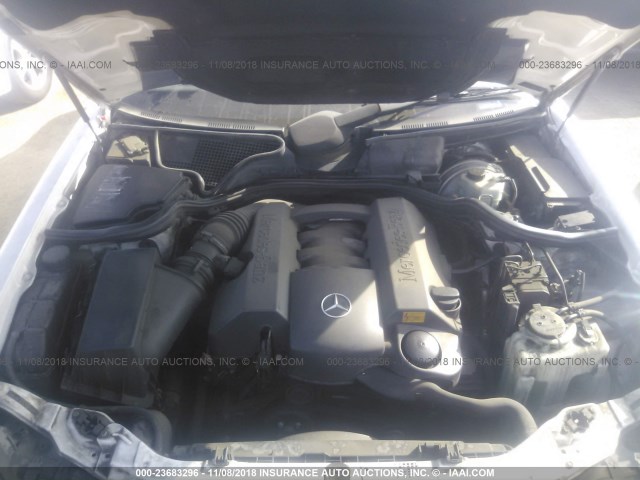 WDBJF65J51B206992 - 2001 MERCEDES-BENZ E 320 WHITE photo 10