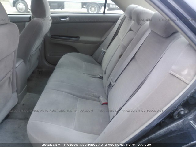 4T1BE32K95U047999 - 2005 TOYOTA CAMRY LE/XLE/SE BLACK photo 8