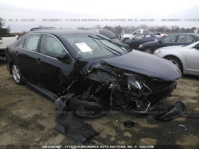 4T1BF1FK8EU795901 - 2014 TOYOTA CAMRY L/SE/LE/XLE 蓝色 照片 1