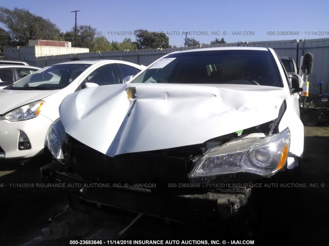 4T1BF1FK2HU623416 - 2017 TOYOTA CAMRY LE/XLE/SE/XSE WHITE photo 6