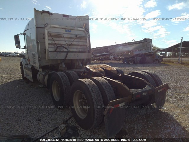 4V4NC9GH16N417981 - 2006 VOLVO VNL L WHITE photo 3