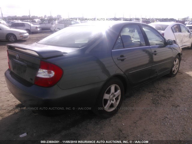 4T1BF32K83U042870 - 2003 TOYOTA CAMRY LE/XLE/SE GREEN photo 4