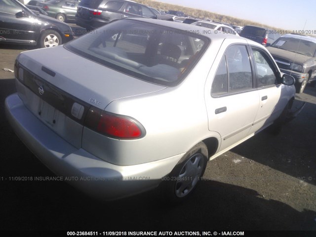 1N4AB41D4WC700463 - 1998 NISSAN SENTRA E/XE/GXE/GLE SILVER photo 4