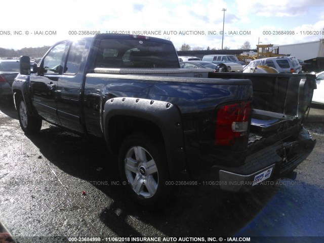 2GCEK19JX71712130 - 2007 CHEVROLET SILVERADO K1500 BLUE photo 3