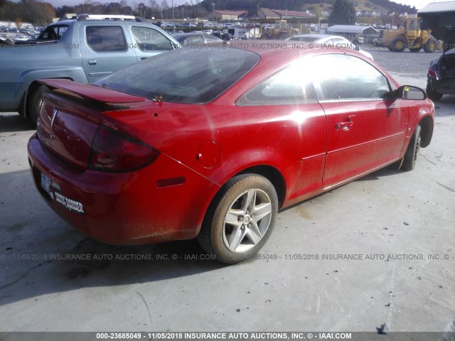 1G2AL15F677286764 - 2007 PONTIAC G5 RED photo 4