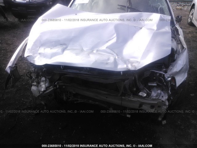 YV1RH59H942374486 - 2004 VOLVO S60 2.5T SILVER photo 6