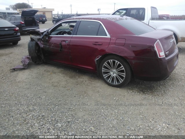 2C3CCABT5EH159847 - 2014 CHRYSLER 300 S RED photo 3