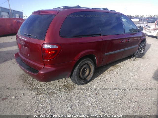 1D4GP24R65B197138 - 2005 DODGE GRAND CARAVAN SE RED photo 4